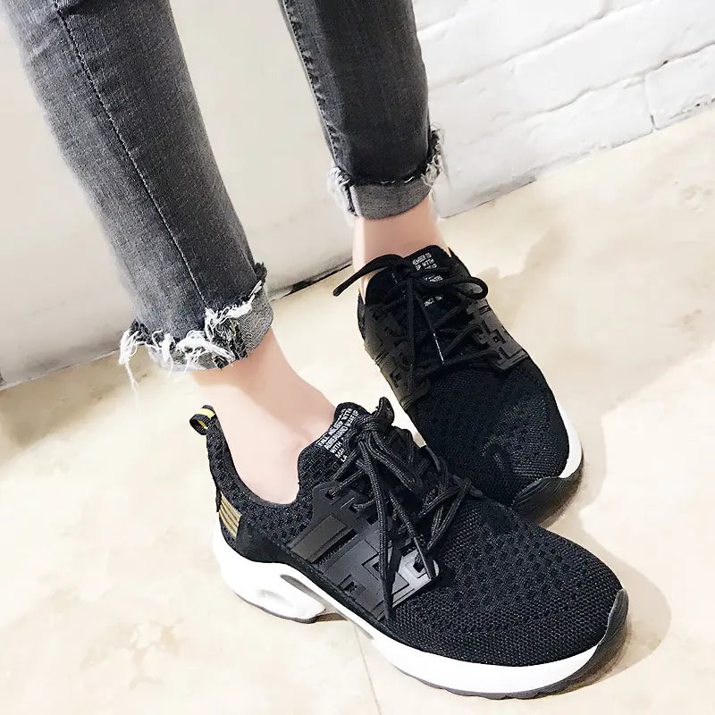Air Cushion Gym Sneakers with Casual Platform Height